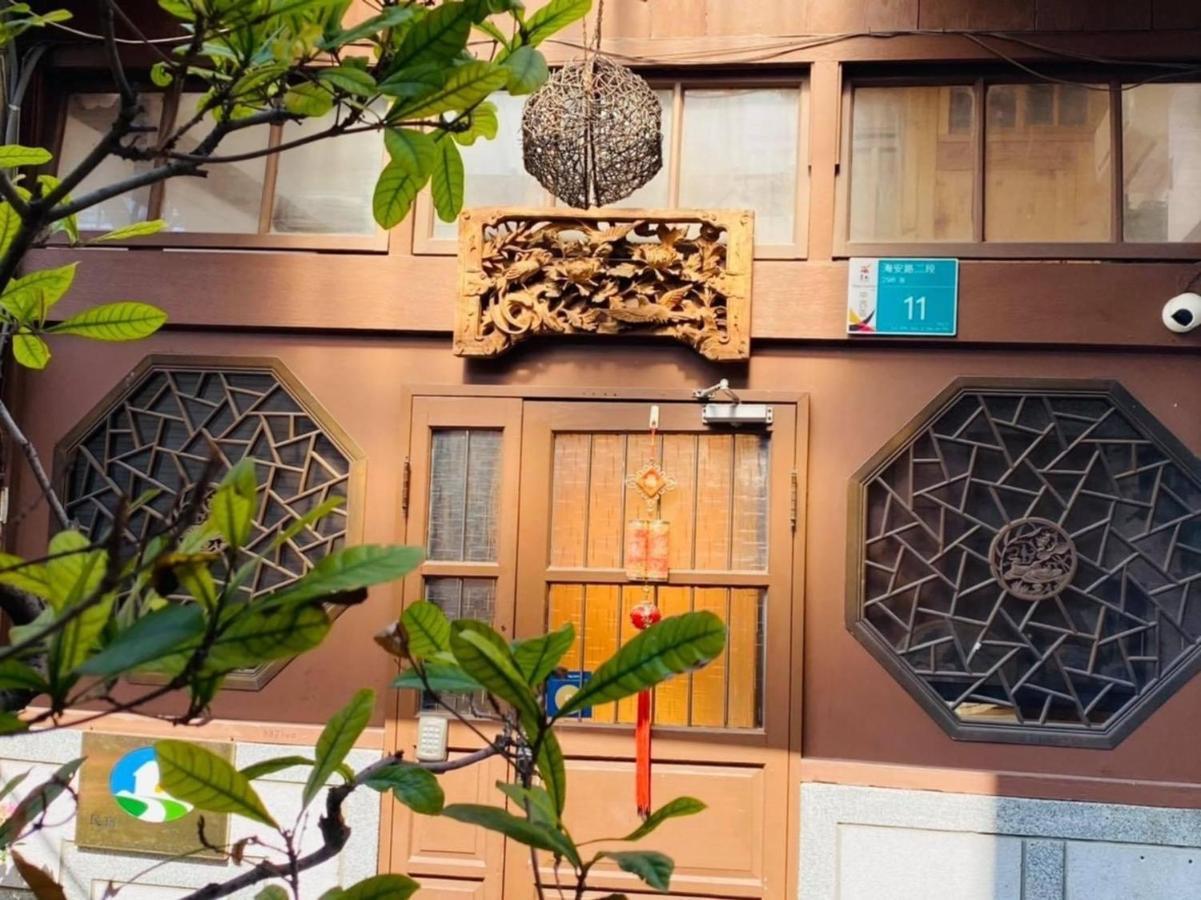 捉鳳凰 台南百年老宅包棟導覽民宿系列catchphoenix Centennial Guesthouse Exterior foto