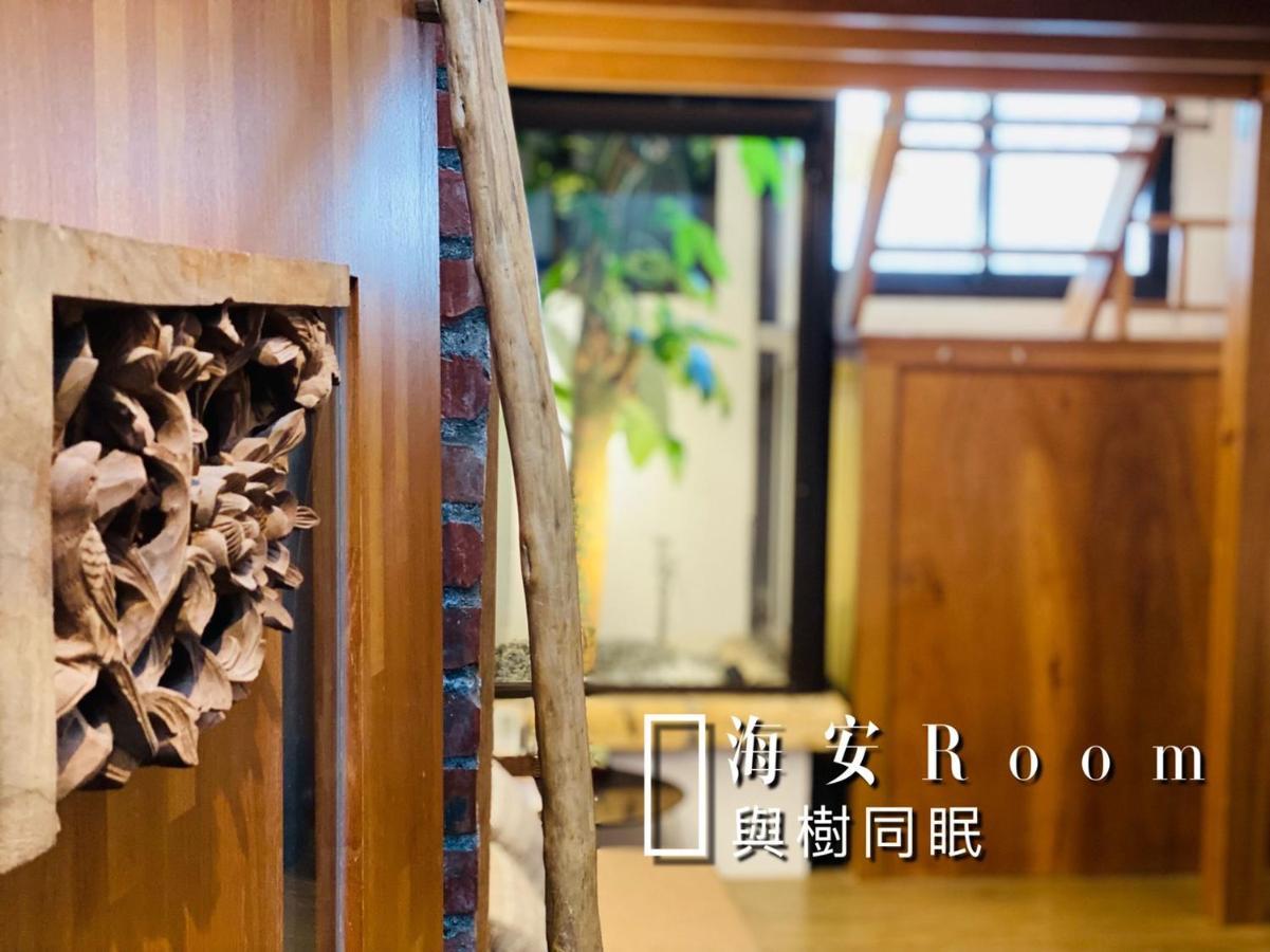 捉鳳凰 台南百年老宅包棟導覽民宿系列catchphoenix Centennial Guesthouse Exterior foto